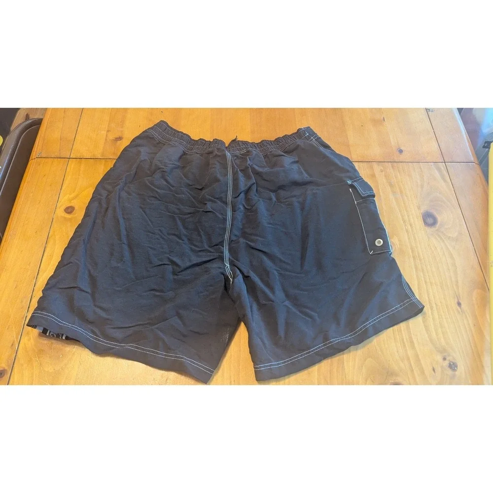 Winners Competition Grade Black‎ Board Shorts Mens XL Tribal Stripe Cargo Pocket